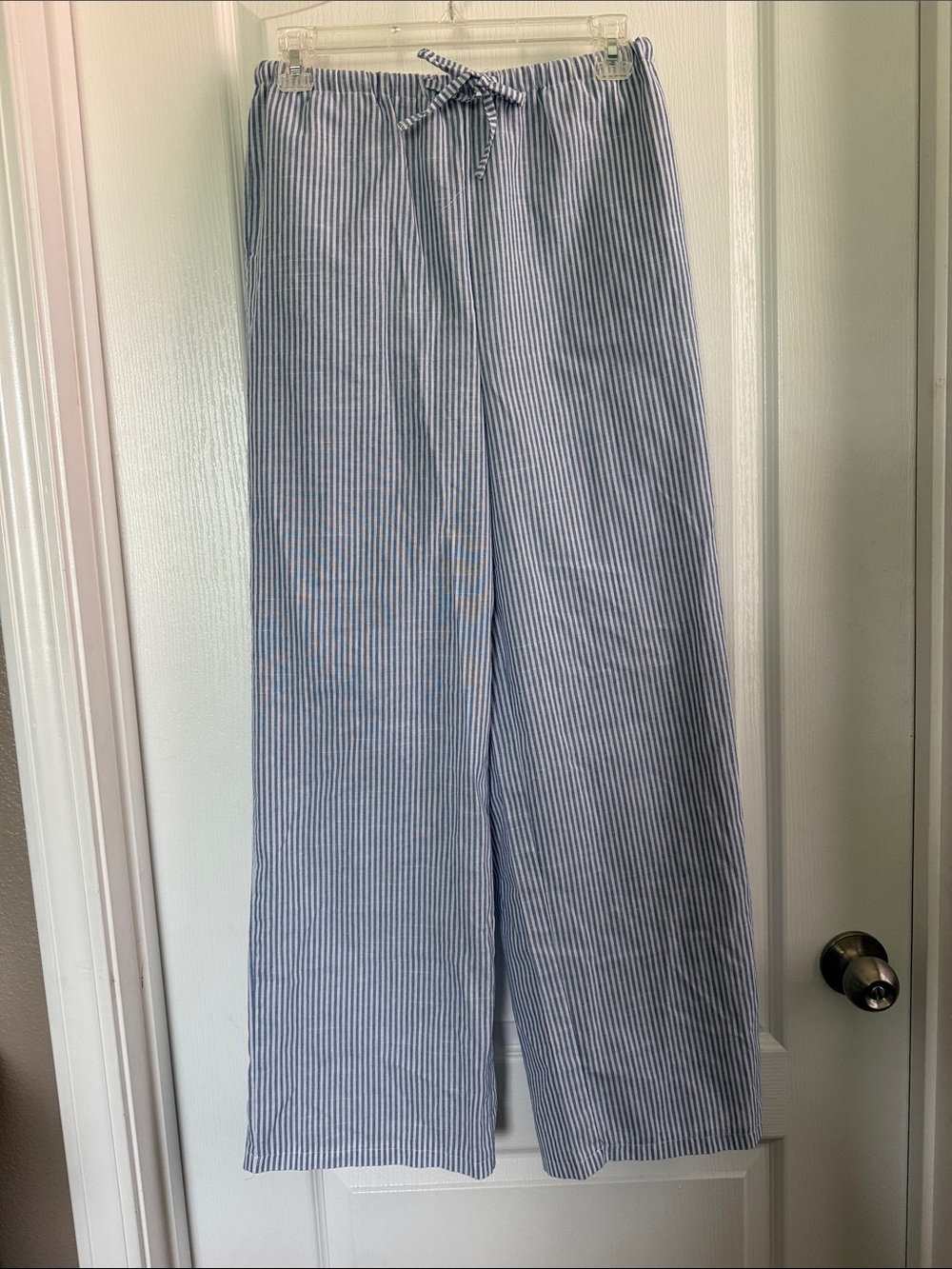 SHEIN Blue & White Pinstripe Wide Leg Pants